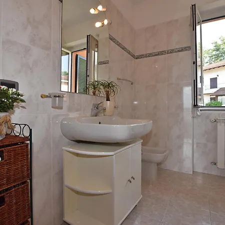 Iris Casa de Férias Colico