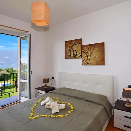 Iris Holiday home